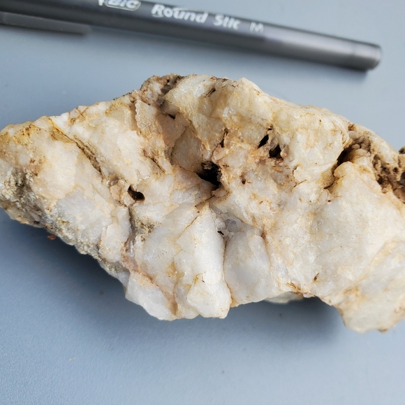 2piece Natural quartz stone - Picture 2 of 7